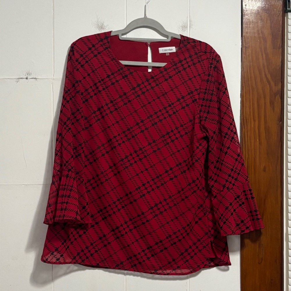 Calvin Klein Women Red Black Plaid Bell Sleeve Career Blouse‎ Shirt Top L
